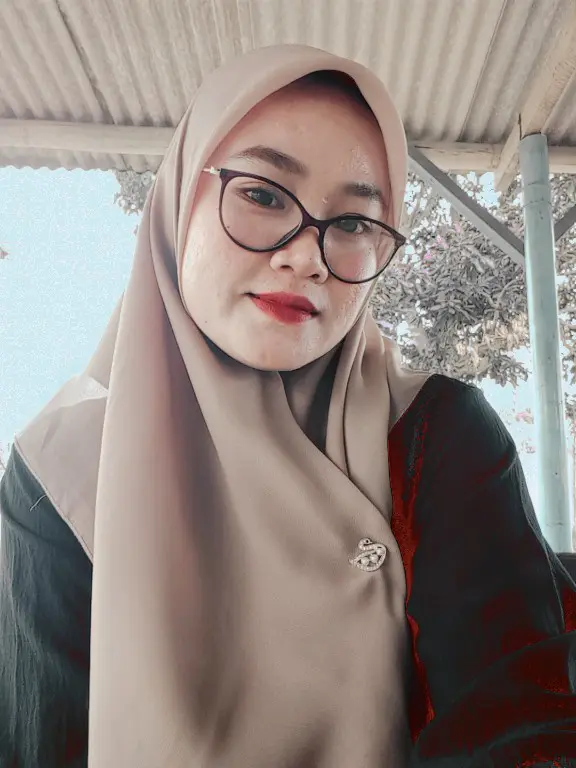 Foto Karmila, Asisten Rumah Tangga di Kabupaten Tangerang